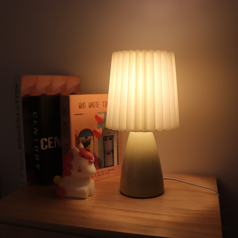 Nordic Decorative Folded Table Lamp Ceramic