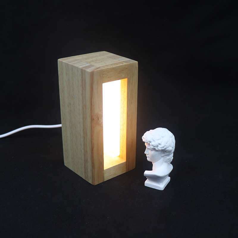  Ins Creative Simple Solid Wood Desk Lamp